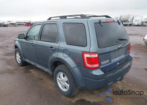 2012 Ford Escape Xlt z USA, uszkodzony, nr VIN 1FMCU0DG6CKC85526